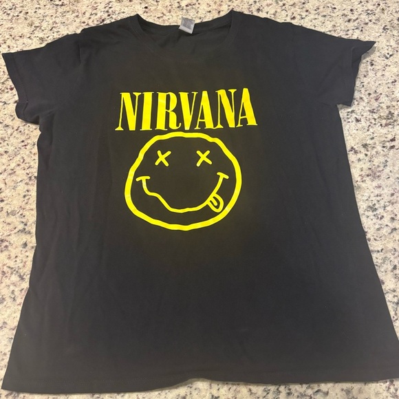 Gildan Tops - Women’s Nirvana Smiley Face tshirt size L